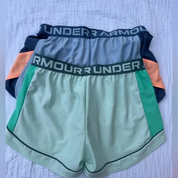 2 Pairs Under Armour Athletic Shorts size Medium - Picture 6 of 9